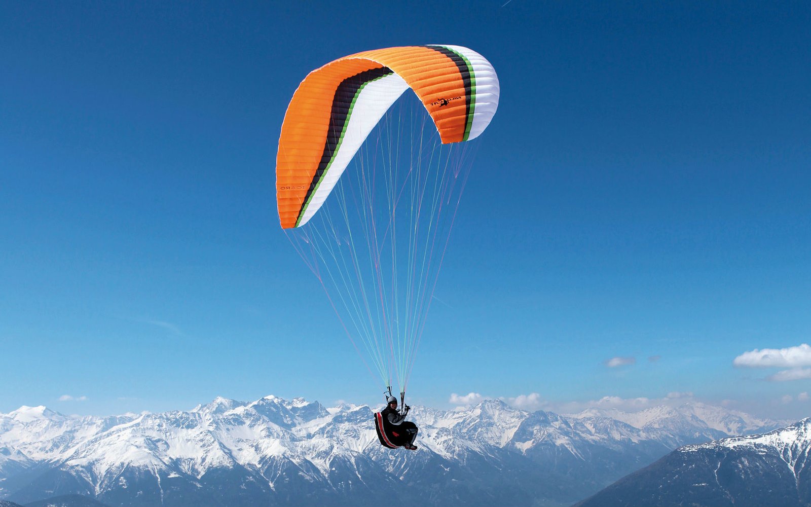 HD Paragliding Wallpaper: View HD Image of HD Paragliding 